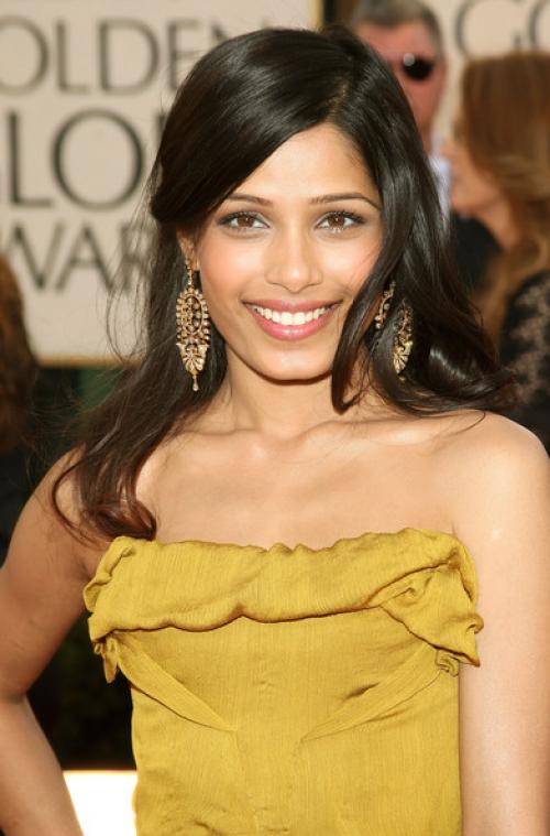 Freida Pinto / ����� ����� ("��������� �� ������" / Slumdog Millionaire) [225 ��.]