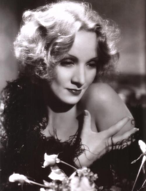 ������ ������ / Marlen Dietrich