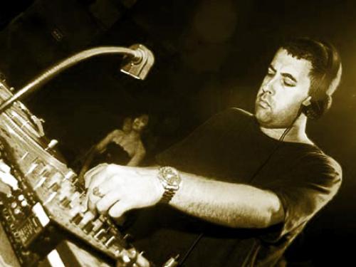 (Techno) Dave Clarke - Radioshow White Noise - 2008, MP3, VBR 128-192 kbps